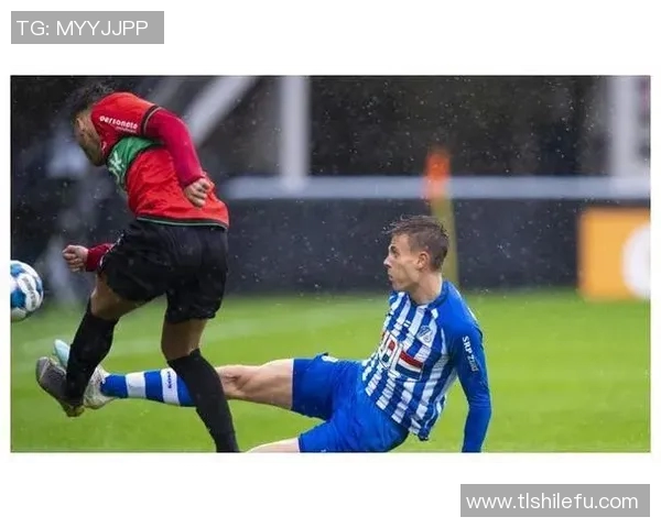 奥斯与布雷达精彩对决录像回放分析及比赛亮点总结